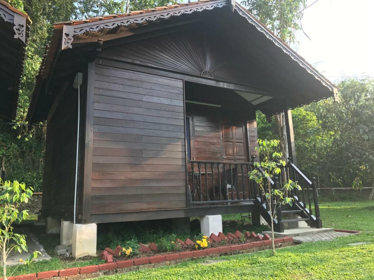 Happy Paradise Kampung Janda Baik Exterior foto